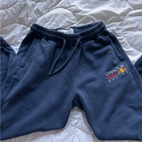 Men’s Redbull Racing Hollister Navy Sweatpants - Picture 1 of 4